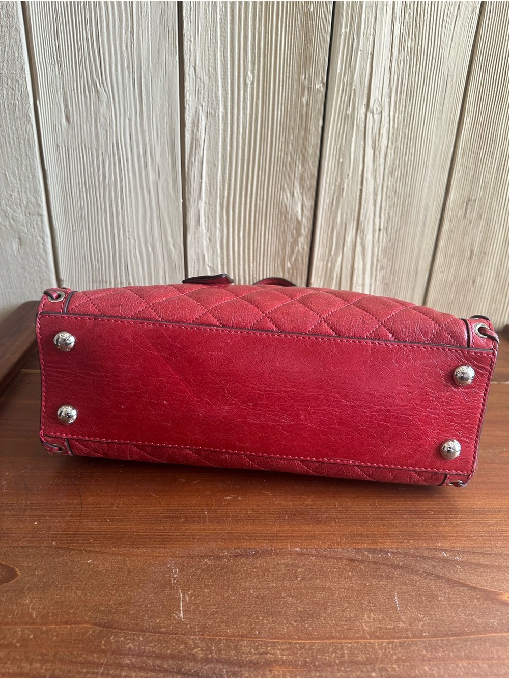 Michael Kors Crimson Quilted Hippie Grommet Satchel Bag w/ Lock & Key - Picture 15 of 15